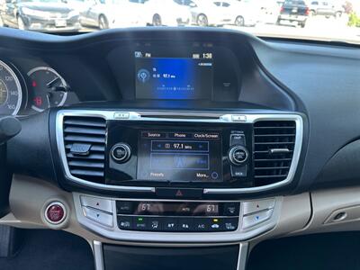 2014 Honda Accord EX-L   - Photo 15 - North Logan, UT 84341
