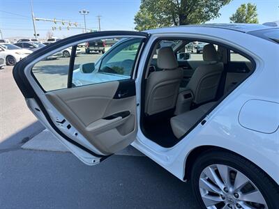 2014 Honda Accord EX-L   - Photo 6 - North Logan, UT 84341