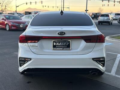 2021 Kia Forte LXS   - Photo 4 - North Logan, UT 84341