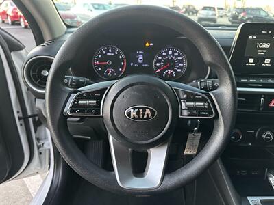 2021 Kia Forte LXS   - Photo 11 - North Logan, UT 84341