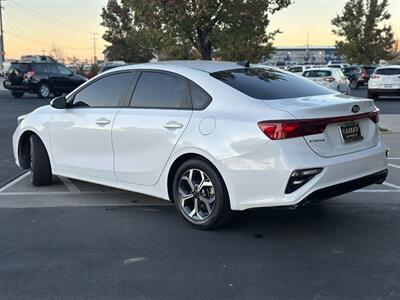 2021 Kia Forte LXS   - Photo 3 - North Logan, UT 84341