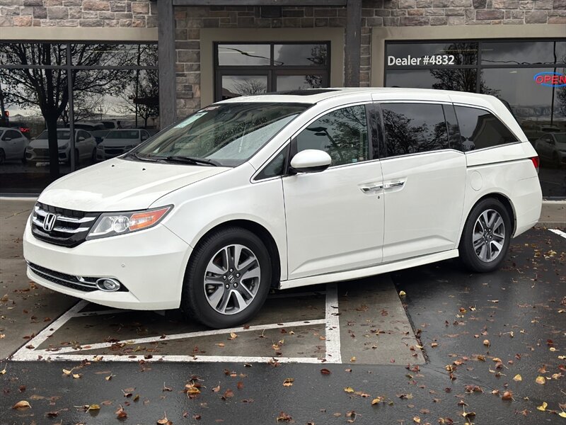 2016 Honda Odyssey Touring   - Photo 1 - North Logan, UT 84341