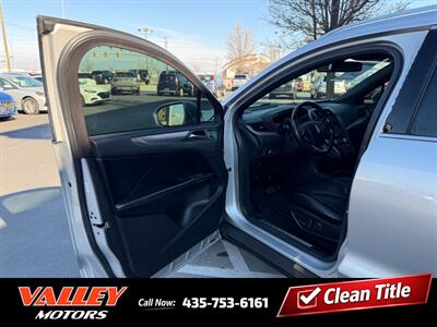 2015 Lincoln MKC   - Photo 9 - North Logan, UT 84341