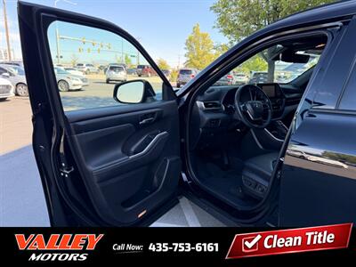 2023 Toyota Highlander XSE   - Photo 12 - North Logan, UT 84341