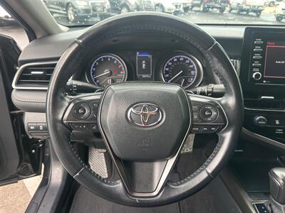 2021 Toyota Camry SE   - Photo 8 - North Logan, UT 84341