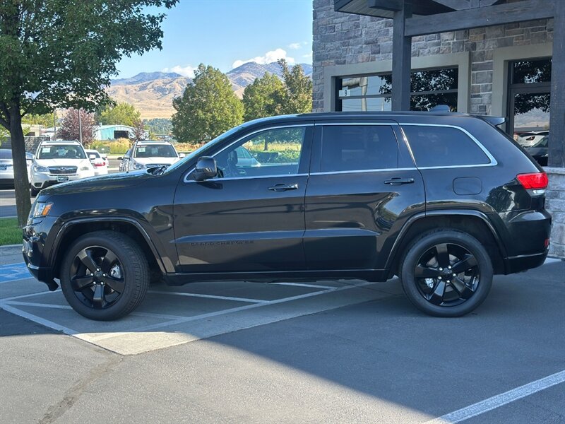 2015 Jeep Grand Cherokee Altitude  