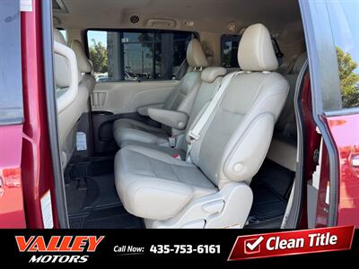 2019 Toyota Sienna XLE 8-Passenger   - Photo 7 - North Logan, UT 84341