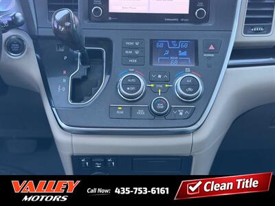 2019 Toyota Sienna XLE 8-Passenger   - Photo 15 - North Logan, UT 84341
