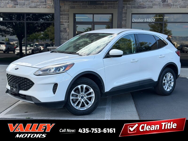 2021 Ford Escape Hybrid SE  