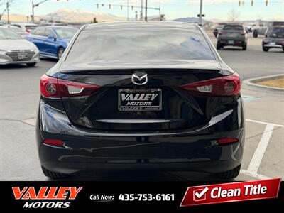 2018 Mazda MAZDA3 Touring   - Photo 4 - North Logan, UT 84341