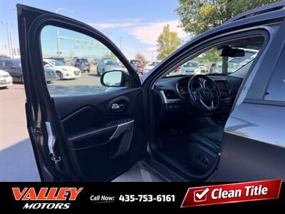 2017 Jeep Cherokee Trailhawk - Photo 9 - North Logan, UT 84341