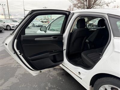 2020 Ford Fusion SE - Photo 6 - North Logan, UT 84341