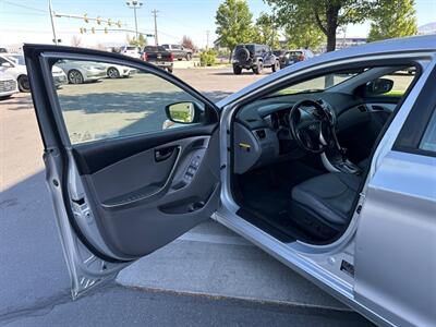 2013 Hyundai Elantra Limited   - Photo 8 - North Logan, UT 84341