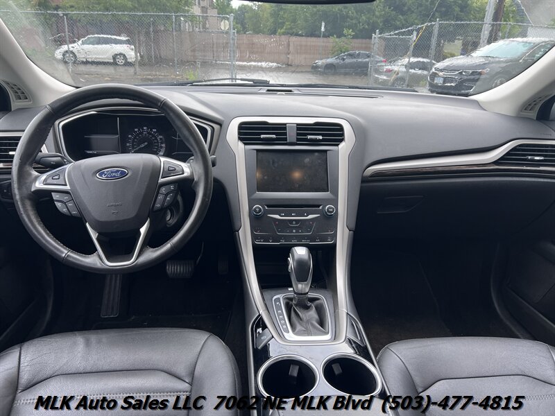 2014 Ford Fusion SE  