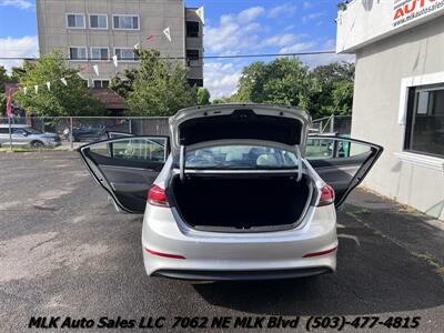 2017 Hyundai ELANTRA SE - Photo 12 - Portland, OR 97211