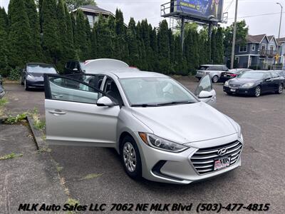 2017 Hyundai ELANTRA SE   - Photo 14 - Portland, OR 97211