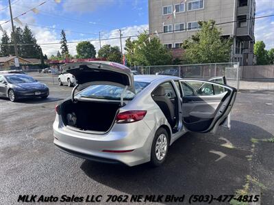 2017 Hyundai ELANTRA SE - Photo 11 - Portland, OR 97211