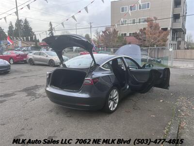 2018 Tesla Model 3 Long Range - Photo 11 - Portland, OR 97211