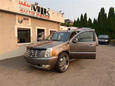 2012 Cadillac Escalade Luxury   - Photo 8 - Portland, OR 97211