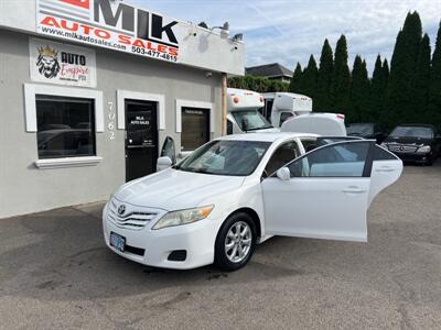 2011 Toyota Camry LE   - Photo 8 - Portland, OR 97211