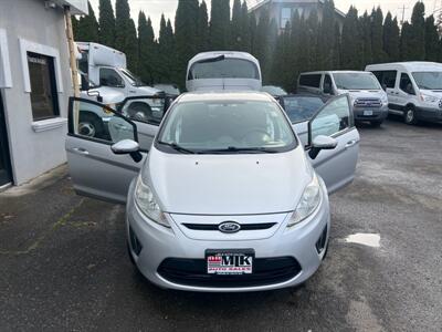 2013 Ford Fiesta SE   - Photo 9 - Portland, OR 97211