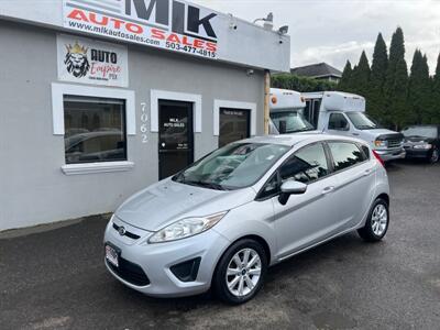 2013 Ford Fiesta SE   - Photo 1 - Portland, OR 97211