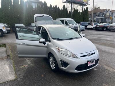 2013 Ford Fiesta SE   - Photo 14 - Portland, OR 97211