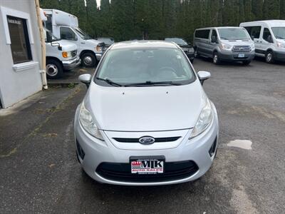 2013 Ford Fiesta SE   - Photo 2 - Portland, OR 97211