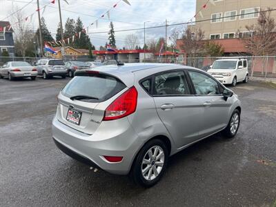 2013 Ford Fiesta SE   - Photo 6 - Portland, OR 97211