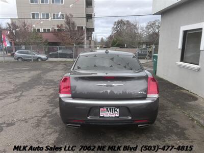 2016 Chrysler 300C - Photo 6 - Portland, OR 97211