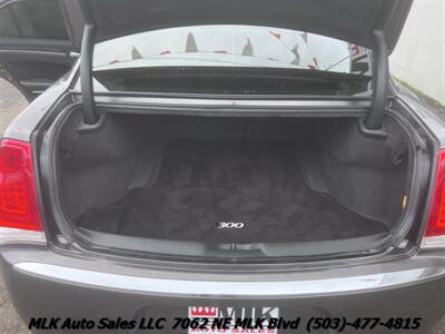 2016 Chrysler 300C - Photo 17 - Portland, OR 97211