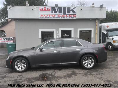 2016 Chrysler 300C - Photo 4 - Portland, OR 97211