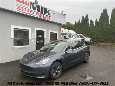 2019 Tesla Model 3 Standard Range Plus   - Photo 1 - Portland, OR 97211