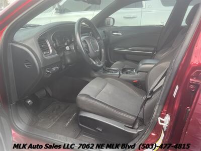 2017 Dodge Charger SE   - Photo 16 - Portland, OR 97211