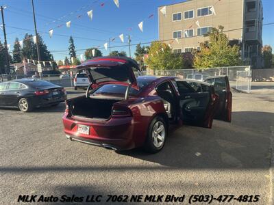 2017 Dodge Charger SE   - Photo 13 - Portland, OR 97211