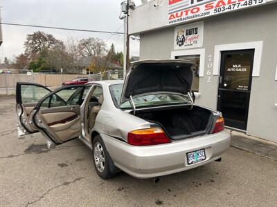 1999 Acura TL 3.2   - Photo 11 - Portland, OR 97211