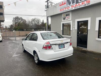 2011 Chevrolet Aveo LT   - Photo 4 - Portland, OR 97211