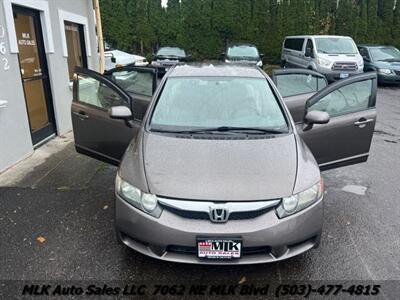 2010 Honda Civic LX   - Photo 9 - Portland, OR 97211