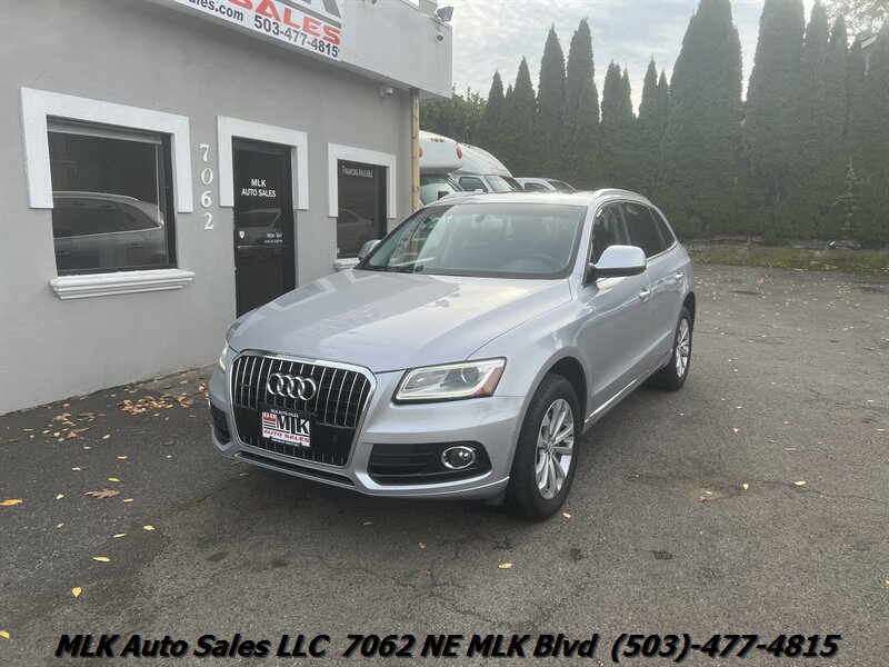 2015 Audi Q5 2.0T quattro Premium Plus  