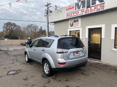 2007 Mitsubishi Outlander LS   - Photo 4 - Portland, OR 97211