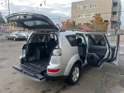 2007 Mitsubishi Outlander LS   - Photo 13 - Portland, OR 97211