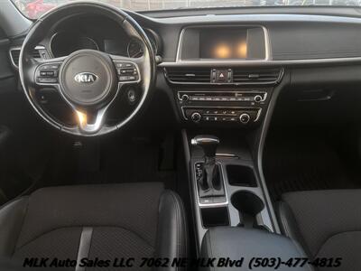 2018 Kia Optima S   - Photo 2 - Portland, OR 97211