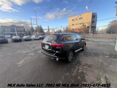2019 Mitsubishi Outlander SEL   - Photo 7 - Portland, OR 97211
