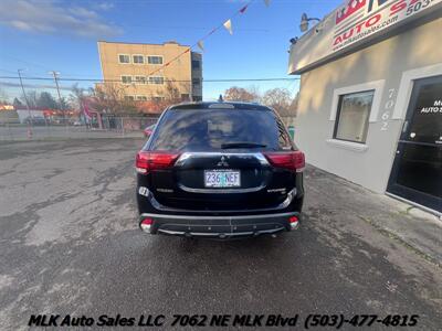 2019 Mitsubishi Outlander SEL   - Photo 6 - Portland, OR 97211