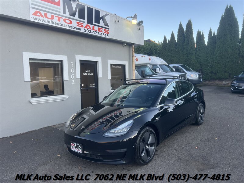 2019 Tesla Model 3 Long Range - Photo 1 - Portland, OR 97211