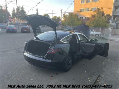 2019 Tesla Model 3 Long Range   - Photo 13 - Portland, OR 97211