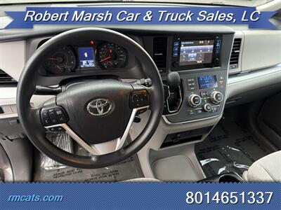 2017 Toyota Sienna LE 8-Passenger   - Photo 13 - Payson, UT 84651