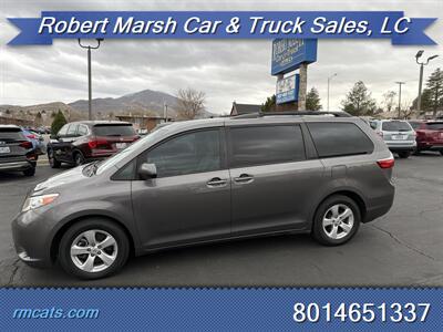 2017 Toyota Sienna LE 8-Passenger   - Photo 2 - Payson, UT 84651