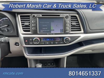 2016 Toyota Highlander XLE   - Photo 16 - Payson, UT 84651