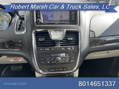2011 Chrysler Town & Country Limited   - Photo 22 - Payson, UT 84651
